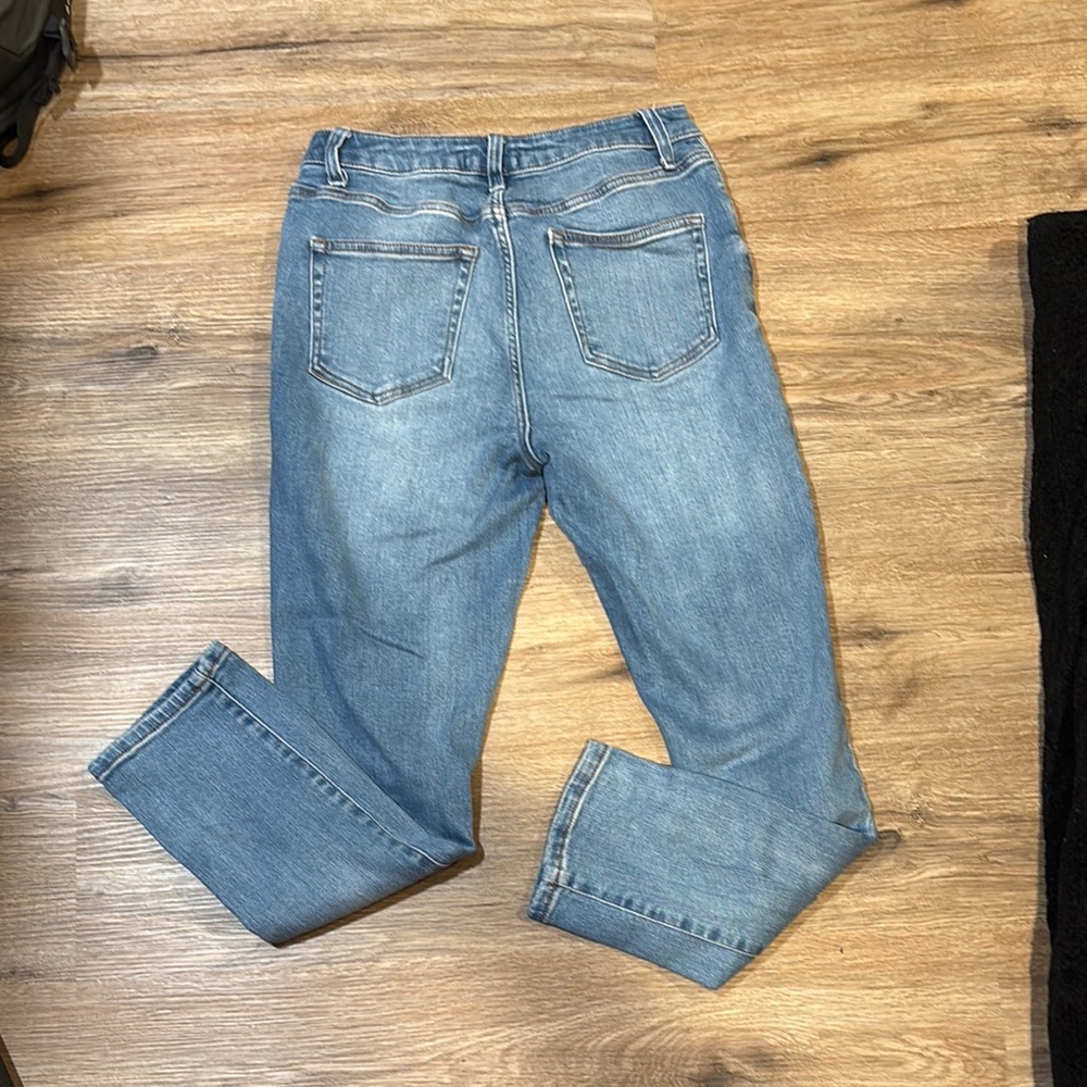 Blue Ankle Cropped Distressed Jeans - Picture 5 of 5